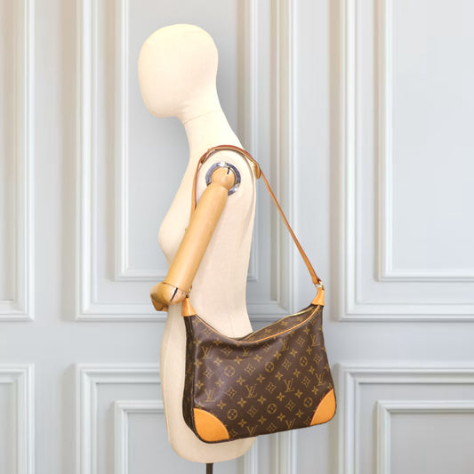 Louis Vuitton Boulogne 30 Monogram